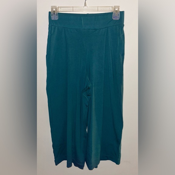 NWT Universal Standard Casual Culottes color Poseidon Turquoise Crop Jersey XS - Picture 1 of 10